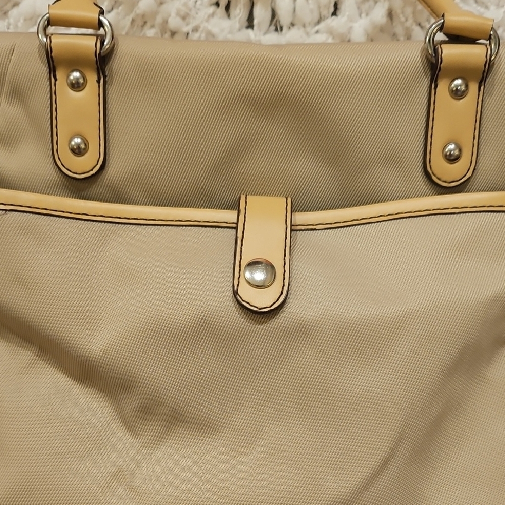 Maxx New York Tan Tote Handbag with Removeable Shoulder Strap - Picture 16 of 16